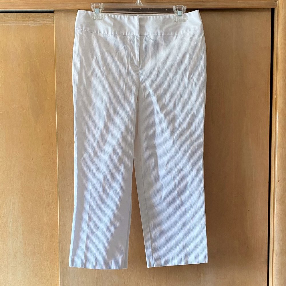 New Sz 10P i.e. Petite White Ribbed Cropped Pants